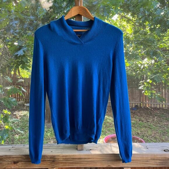 Prive' Cashmere Sweaters - Prive' Cashmere Women's Blue 100% Cashmere Sweater Size M